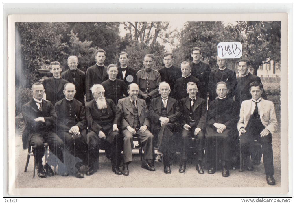 CPA -24813- Suisse - (photographe Lachen - Groupe D'hommes ( Religieux)  à Identifier - Lachen