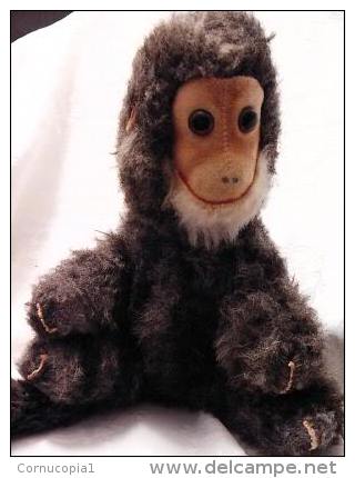 1972 FUNNY SMILING STUFFED MONKEY DOLL ISRAEL - Steiff