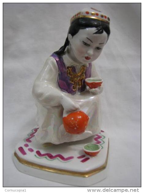 UZBEK GIRL.TEA-DRINKING. Russian Iridescent Porcelain Doll DULEVO - Other & Unclassified