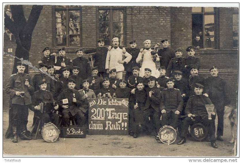 Bromberg Soldaten Gruppenbild Mit Reservistenpfeife Vor Kaserne Ziehharmonika Belebt Gelaufen 23.2.1914 Bydgoszcz - Westpreussen