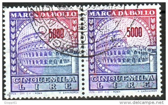 Coppia Marca Da Bollo L. 5.000 - Revenue Stamps