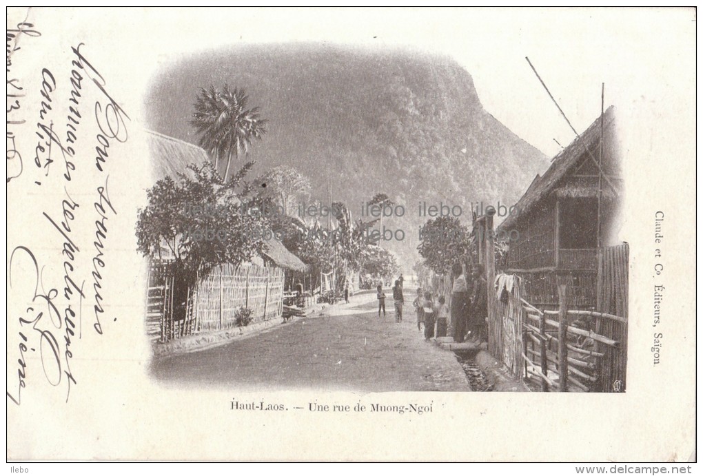 Indochine Haut Laos Une Rue De Muong Ngoi Saïgon - Laos