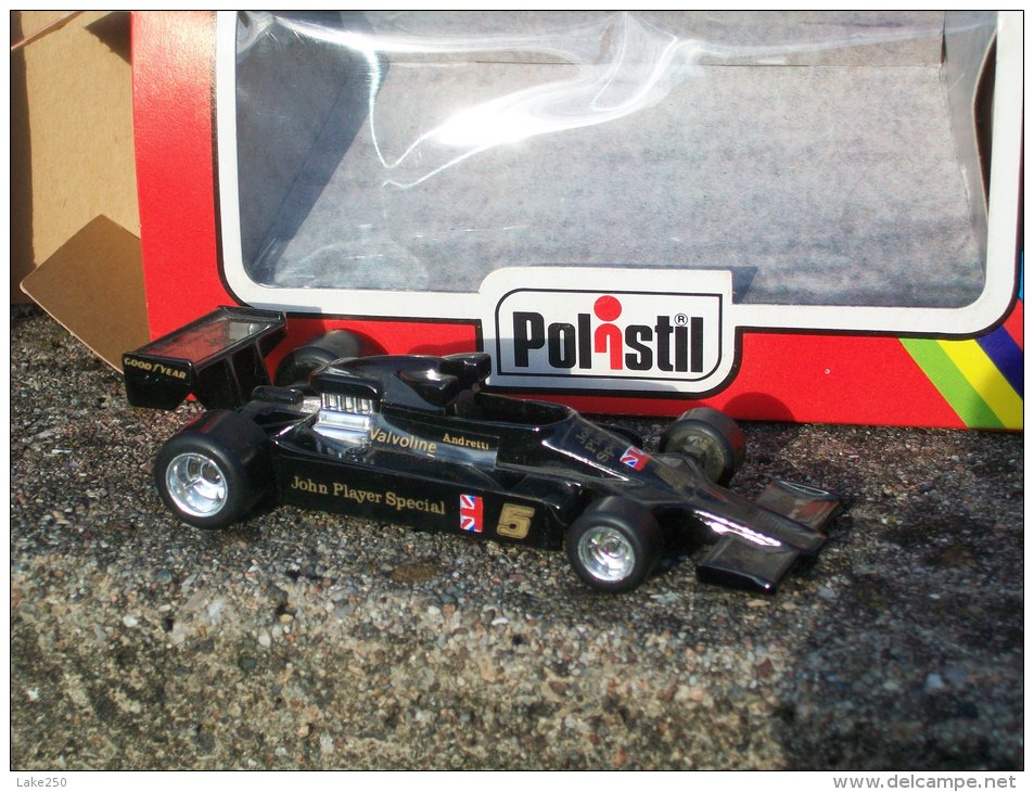 POLISTIL - LOTUS  F1 Auto Di PETERSON   AVEC SA  BOITE   Scala 1/40 - Polistil