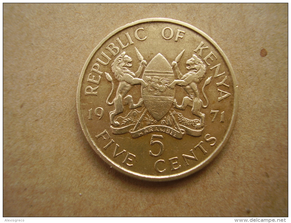 KENYA 1971 FIVE CENTS   KENYATTA Nickel-Brass  USED COIN In FAIR CONDITION. - Kenya