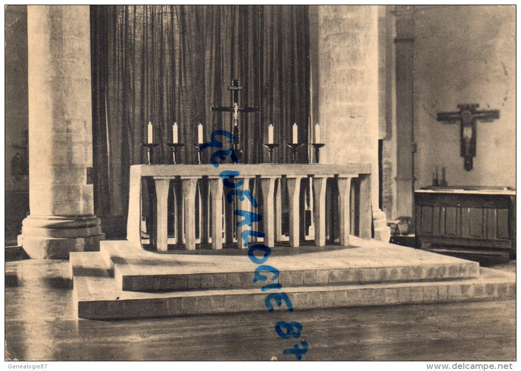 53 -  ENTRAMMES - ABBAYE CISTERCIENNE   PORT DU SALUT - L' AUTEL MAJEUR - 1947 - Entrammes