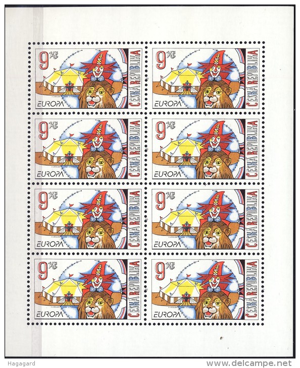 ##Czech Republic 2002.[112] EUROPE/CEPT. Circus. Sheetlet. Michel 319. MNH(**) - Blocks & Sheetlets