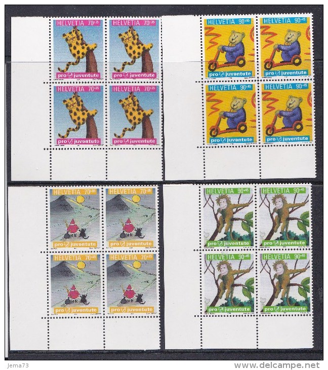 N° 169è à 1700 Pour La Jeunesse: Personnages De Livres D'enfants. Que Fait Le Père Noël De ¨Pluck En Bloc De 4 Timbres - Unused Stamps