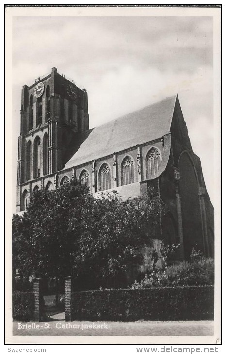 NL.- Brielle. St. Catharijnekerk - Nederlands Hervormde Kerk. 2 Scans - Brielle