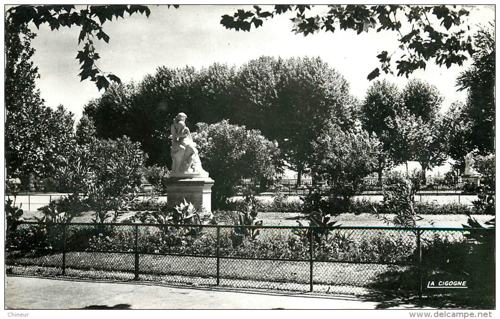 MONTPELLIER LE JARDIN DE PEYROU - Montpellier