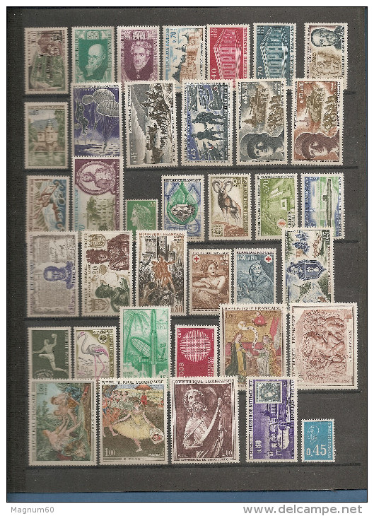 LOT DE 590 TIMBRES DE FRANCE NEUFS SANS CHARNIERES - Collezioni