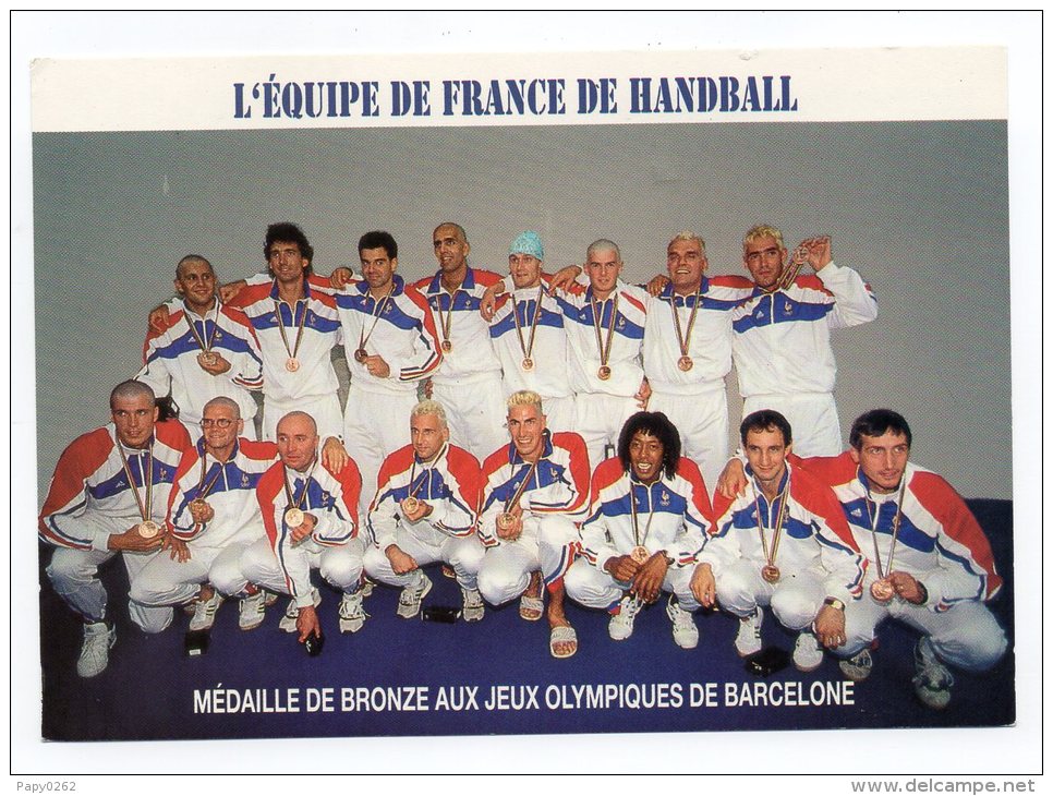 921F)  EQUIPE DE FRANCE HANDBALL1993 MEDAILLE DE BRONZE J.O BARCELONE - Handball