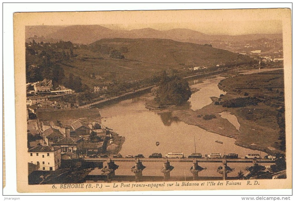 BEHOBIE - Le Pont Franco-espagnol Sur La Bidassoa Et L´Ile Des Faisans - Béhobie