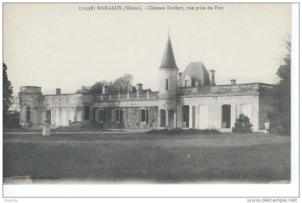 CPA - 33  -  MARGAUX (Médoc) - Chateau Durfort, Vue Prise Du Parc   -  Très Bon état   - - Margaux