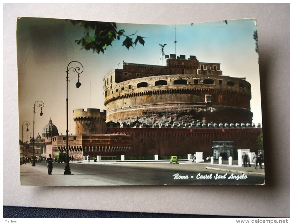 Italia -  Roma -Castel Sant'Angelo  Ca 1950's    D116068 - Castel Sant'Angelo