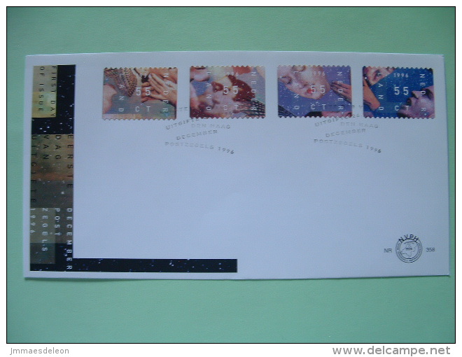 Netherlands 1996 FDC Cover - Collage Of Faces - Hands Wing Ear Mouth Eyes - Lettres & Documents