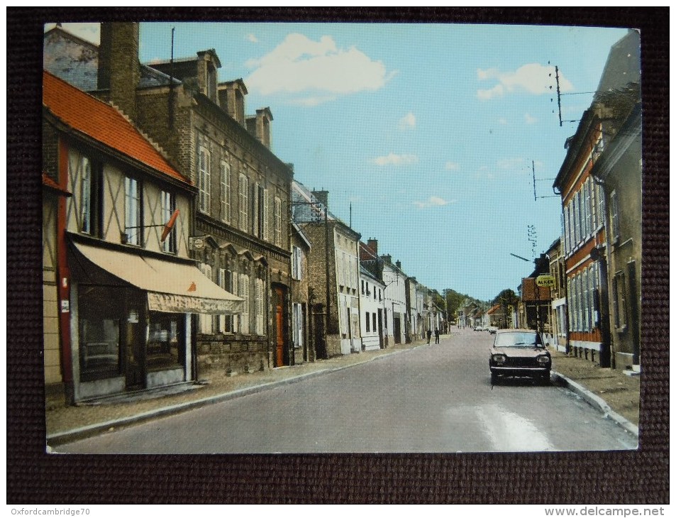 Boves , Rue Victor-Hugo - Boves