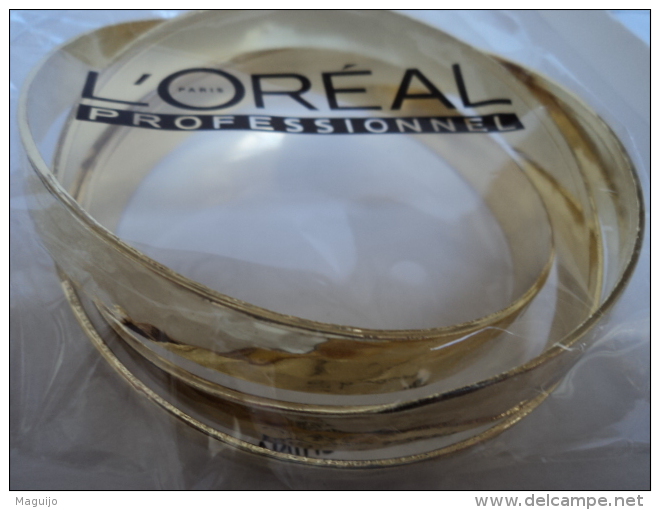 L´OREAL  SUPERBE  BRACELET TRIPLE  DORE  SOUS BLISTER  LIRE ET VOIR !! - Miniaturen Flesjes Dame (zonder Doos)