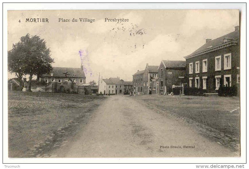 8 - MORTIER  -  Place Du Village - Presbytère - Blegny