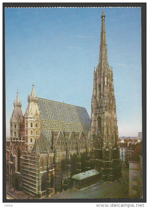 Austria, Vienna,  Saint Stephen's Catedral,  Published And Printed In Hungary. - Iglesias