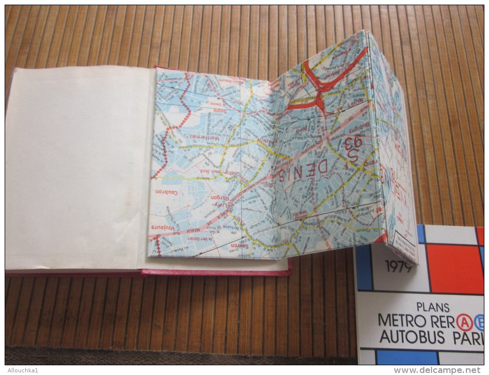 l'indispensable Paris par arrondissement : métro-autobus-banlieue répertoire rues+plan 1979 RATP métro RER autobus Paris