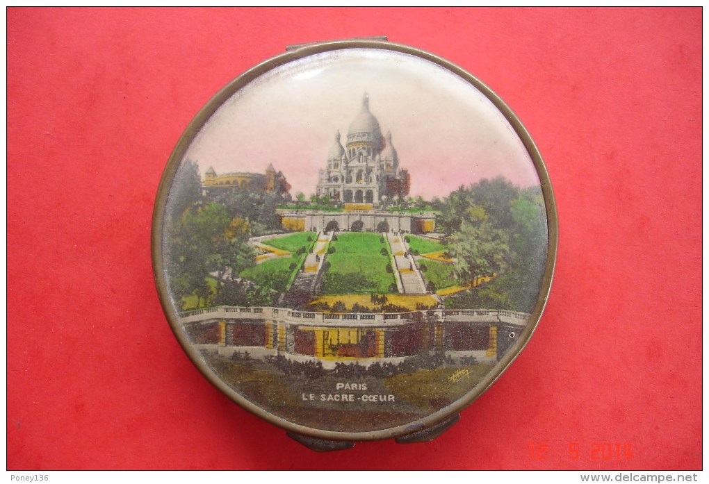 Poudrier De Sac Avec Miroir Et Tamis Années 40.Le Sacré Coeur De Montmartre. - Accesorios