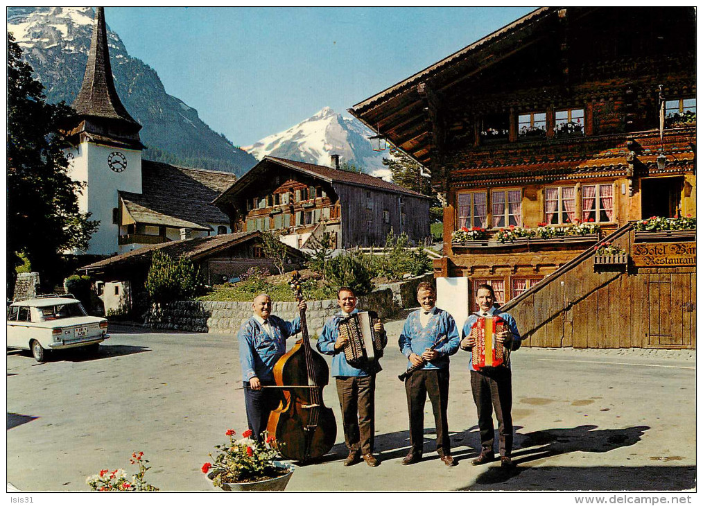 Suisse - Vaud - Musique Et Instruments - Accordéons - Contrebasse - Gsteig Kapelle Bach , Rougemont - état - Rougemont