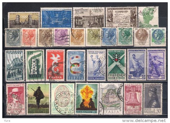 Lot 167 Italia 2 Scans 58   Different - Alla Rinfusa (max 999 Francobolli)