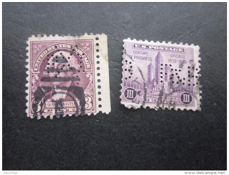 2 Timbres:US Postage USA United States Of America Perforé Perforés Perfin Perfins Stamp Perforated PERFORE  &gt;Trés Bie - Perfins