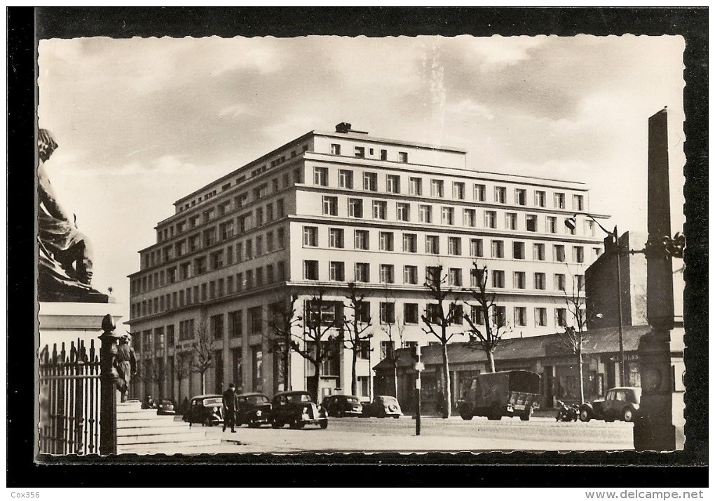 CPSM 76 LE HAVRE Boulevard De Strasbourg Et Le Franklin Building , Automobiles  TRACTION - Gare