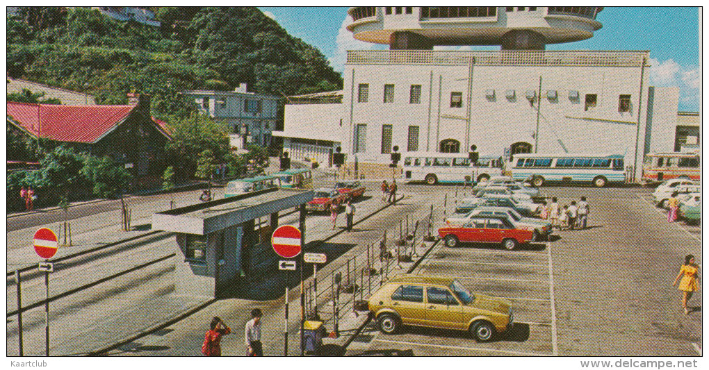 Peak Tower Restaurant: VW GOLF, FIAT 125 SPECIAL, MERCEDES 280 S, ,TOYOTA TAXI, AUTOBUS/COACH Etc. - Hong Kong - Trucks, Vans &  Lorries