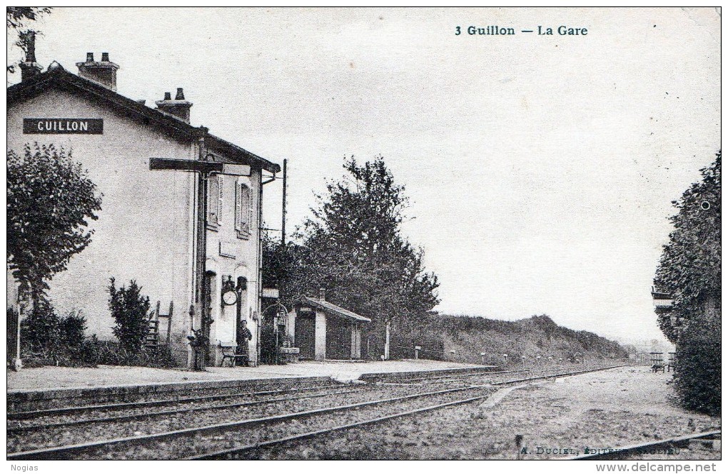 GUILLON - LA GARE - BEAU PLAN -SEPIA - AVEC PETITE ANIMATION  -  TOP !!! - Guillon