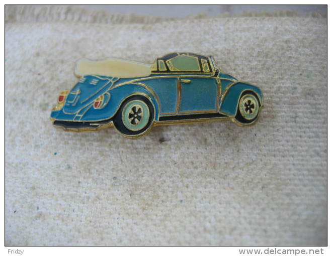 Pin´s Coccinelle Décapotable De La Marque Wolkswagen. - Volkswagen