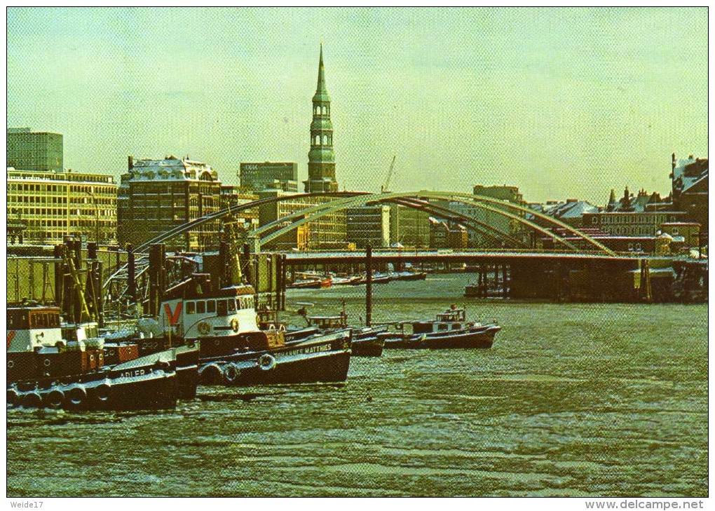 03585 - Schlepper ADLER I Und JOHANNES MATTHIES Am Baumwall Im Hafen Von Hamburg - Sleepboten