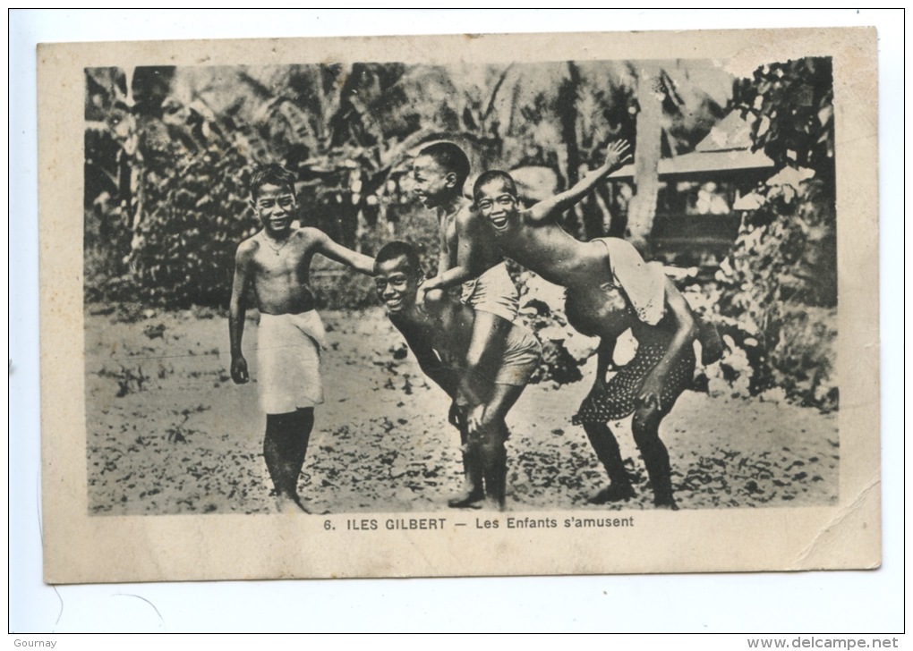 Océanie : Iles Gilbert - Les Enfants S´amusent N°6 - Kiribati - Kiribati