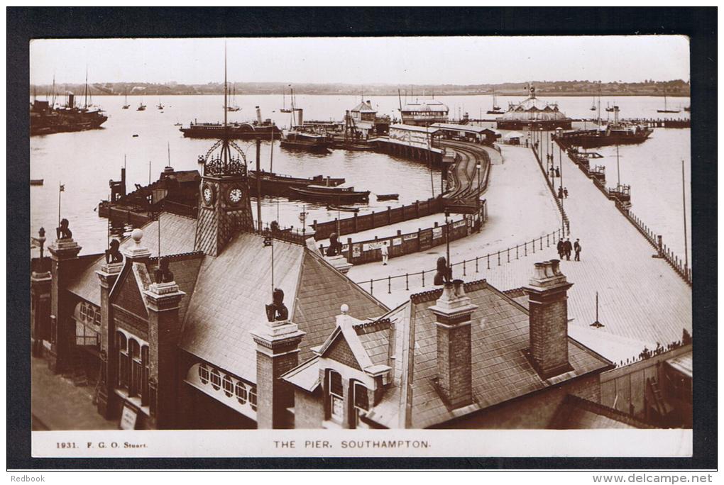 RB 991 - Early Real Photo FGO F.G.O. Stuart Postcard - The Pier Southampton - Hampshire - Southampton