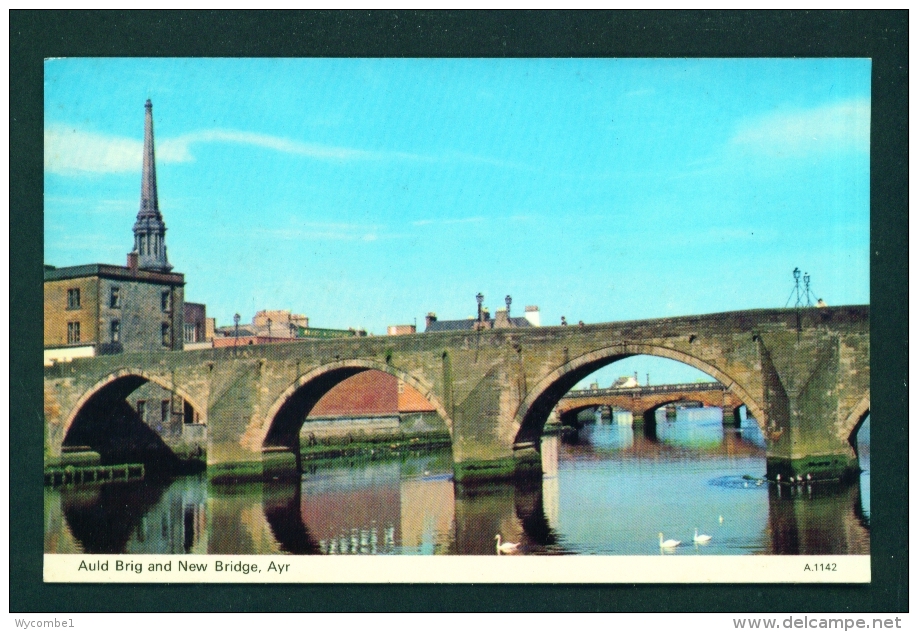 SCOTLAND  -  Ayr  Auld Brig And New Bridge  Unused Postcard As Scan - Ayrshire