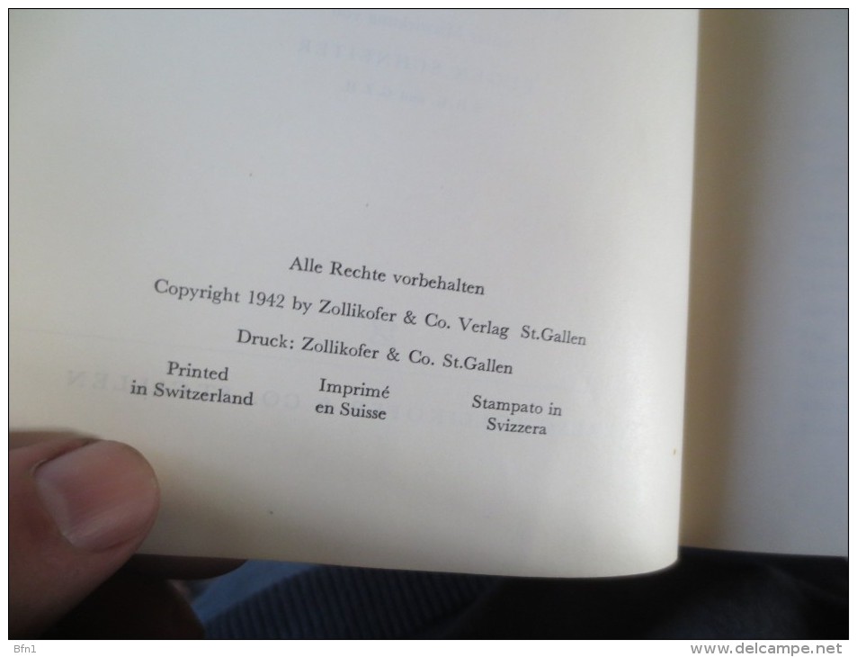 Robert  Mader  -1942-  Fahnen Und Farben Der Schweizerischen Eidgenossenschaft Und Der Kantone. VOIR PHOTOS - Lexika