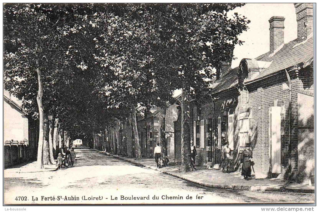 45 LA FERTE SAINT AUBIN - Boulevard Du Chemin De Fer. - La Ferte Saint Aubin