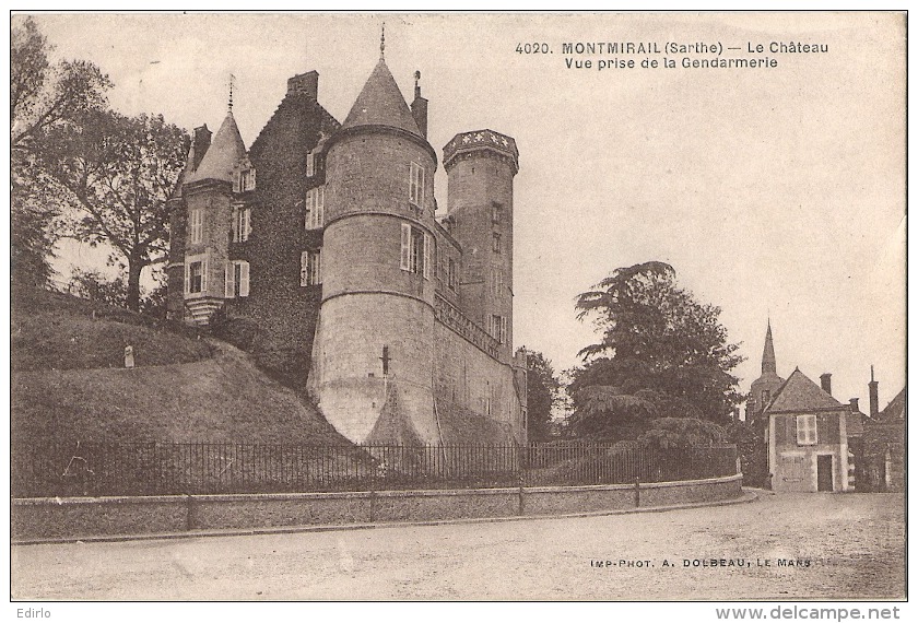 MONTMIRAIL - Le Château, Vue Prise De La Gendarmerie écrite - Montmirail