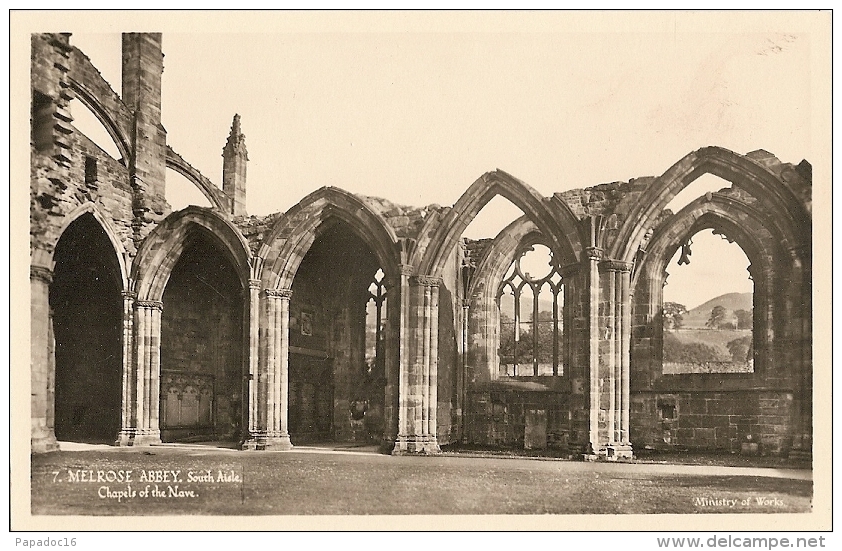 GB - Sc - Rox - Melrose Abbey, South Aisle - Chapels Of The Nave - Real Photo Ministry Of Works N° 7 - Roxburghshire