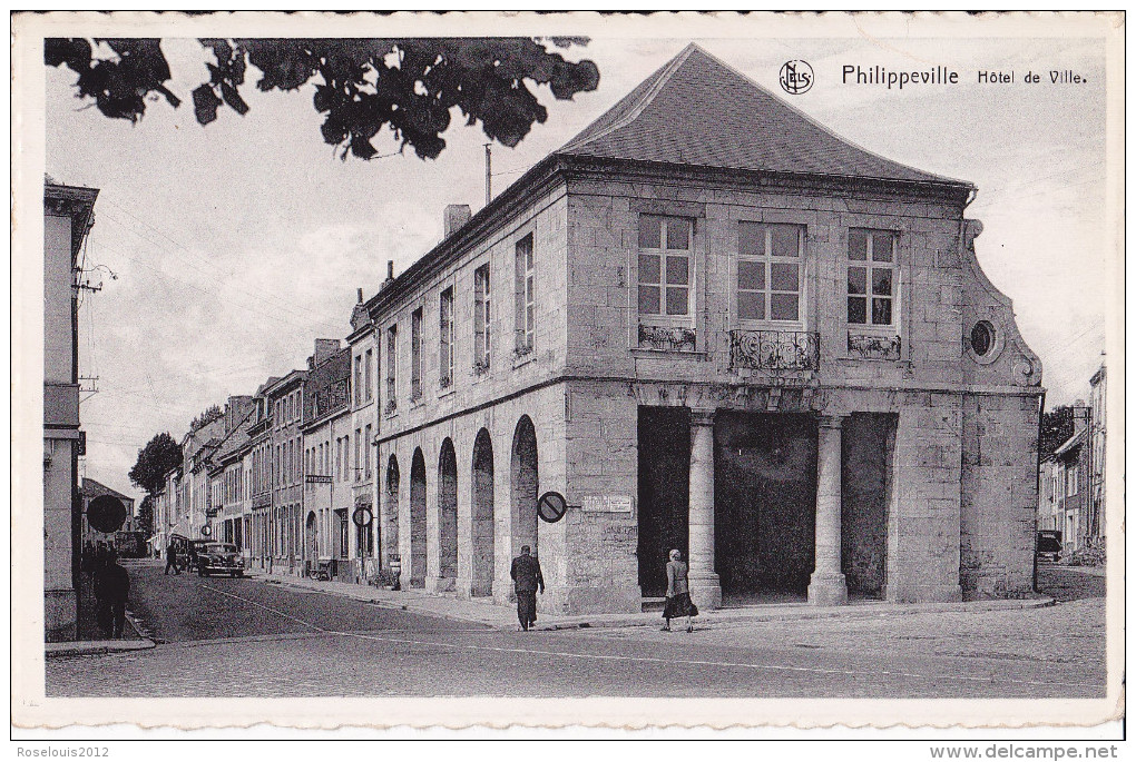 PHILIPPEVILLE : Hôtel De Ville ( 4 Timbres) - Philippeville