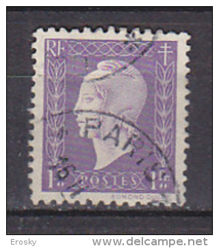 M0555 - FRANCE Yv N°689 - 1944-45 Marianne (Dulac)