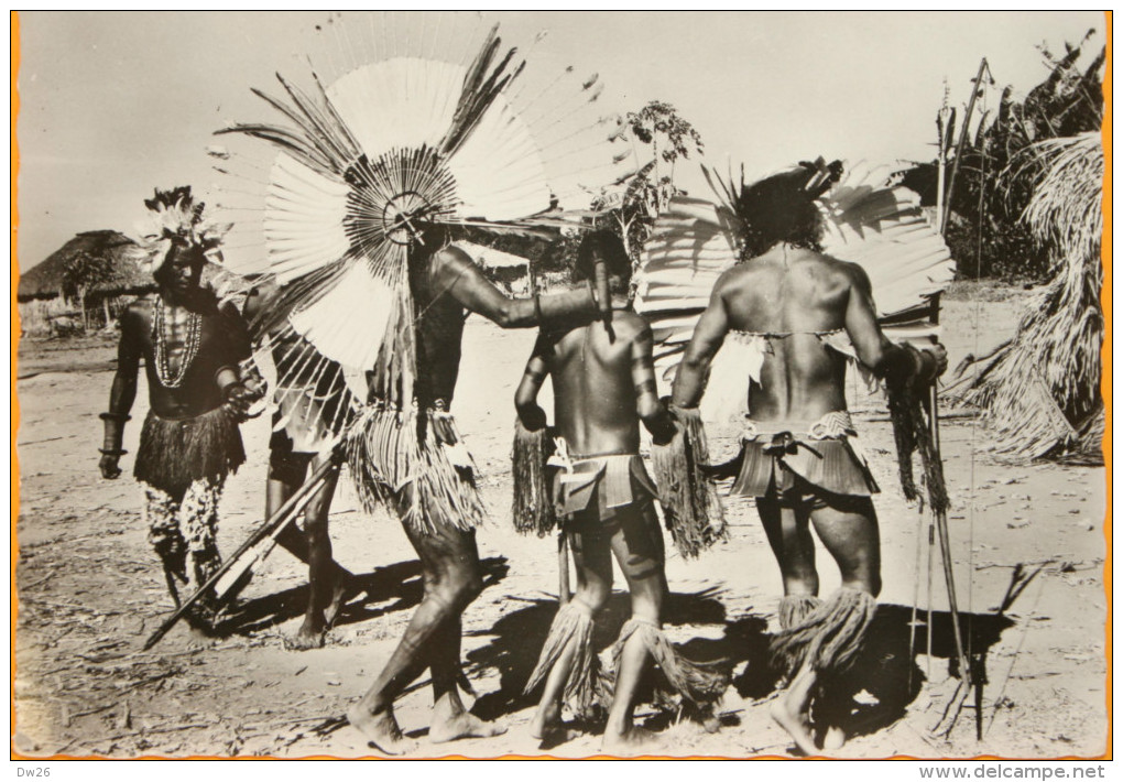 Brésil - Ile Fluviale De Bananal - Danse De Guerre Karaja - Photo A. Robillard, Carte Non Circulée - America