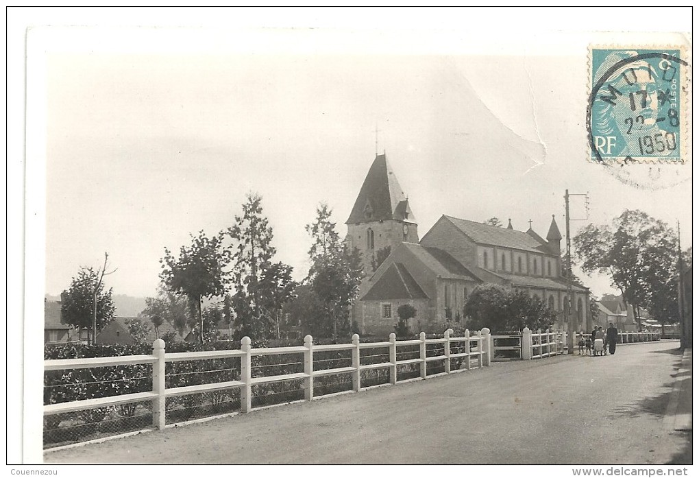 S 630 MUIDS  VUE SUR L EGLISE - Muids