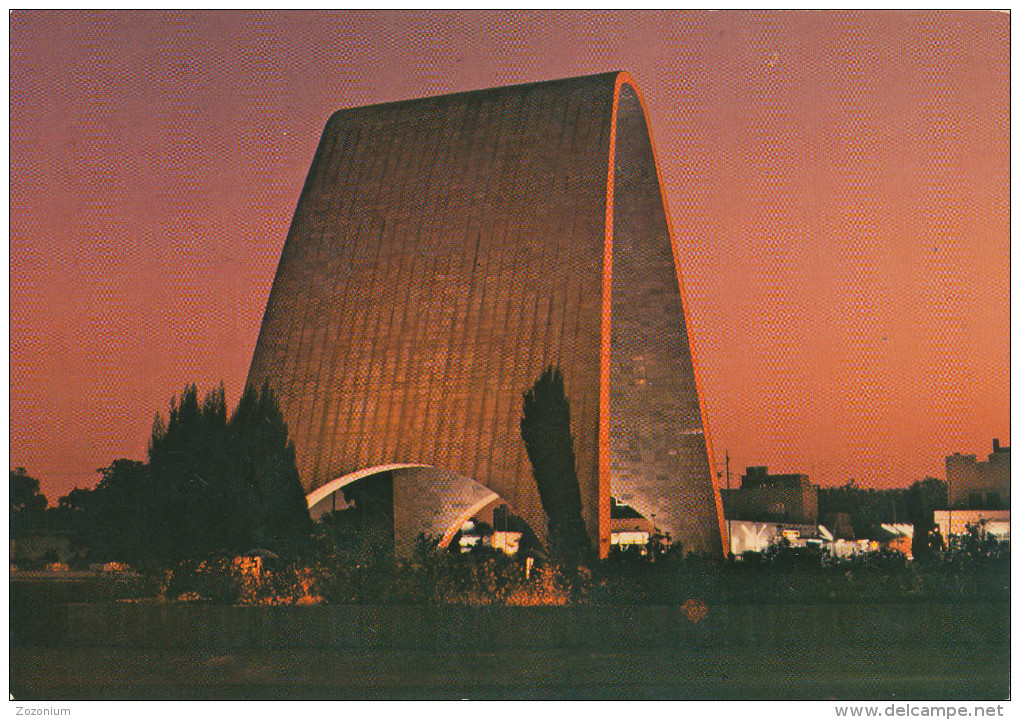 BAGHDAD, Unknown Soldier Grave, By Night , Old Postcard - Irak