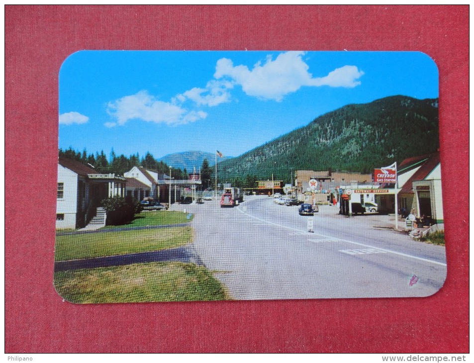 Idaho> Eastport  & Kingsgate B.C.  Gas Station-  Ref  1737 - Autres & Non Classés