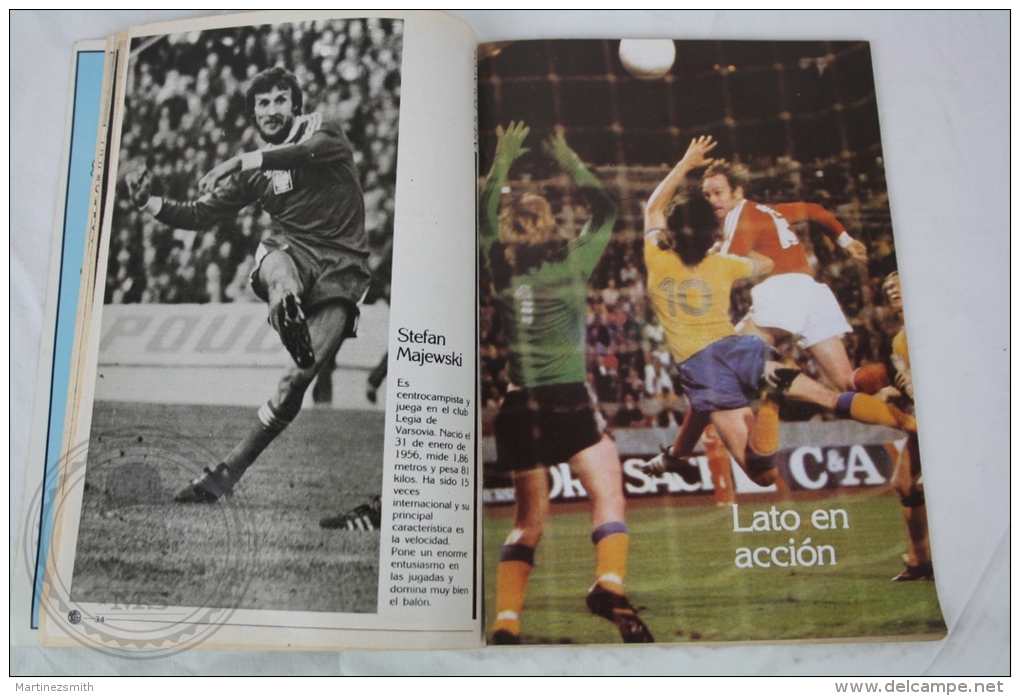 1982 FIFA World Cup - Spanish Magazine - Poland Players & Team - Lato, Boniek... - Bücher
