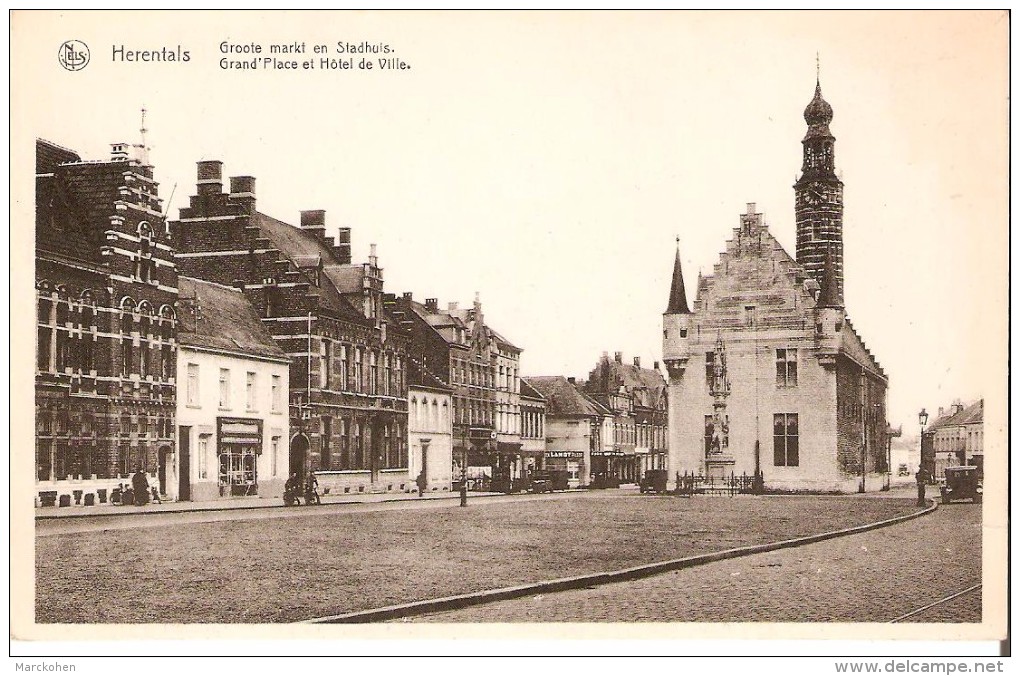 HERENTHALS (2200) : Groote Markt En Stadhuis. CPSM. - Herentals