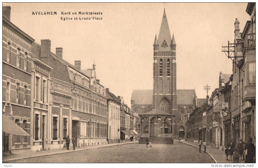 BELGIQUE - FLANDRE OCCIDENTALE - AVELGHEM - Kerk En Marktplaats - Eglise Et Grand'Place. - Avelgem