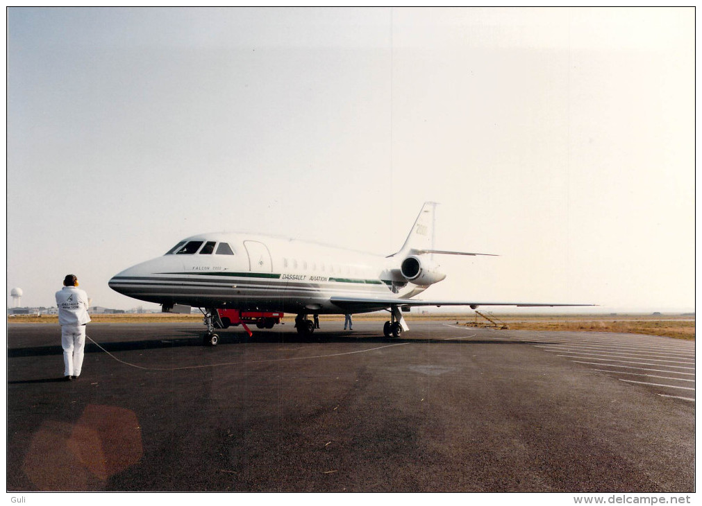 AVIATION Avion Avions DASSAULT AVIATION Falcon 2000 -  PHOTO GRAND FORMAT 18 X 12.5 Cms - Luchtvaart